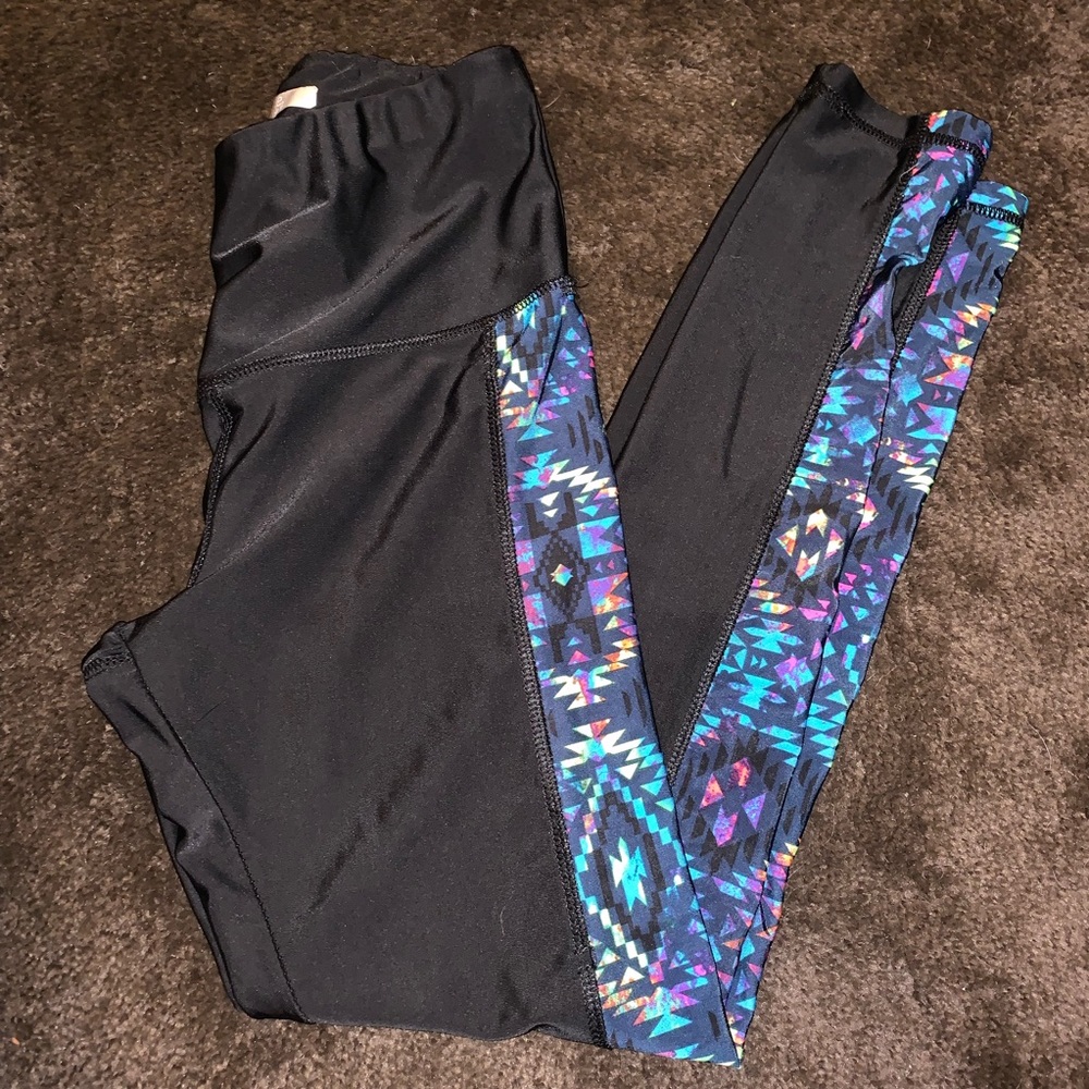 Geometric Active Legging